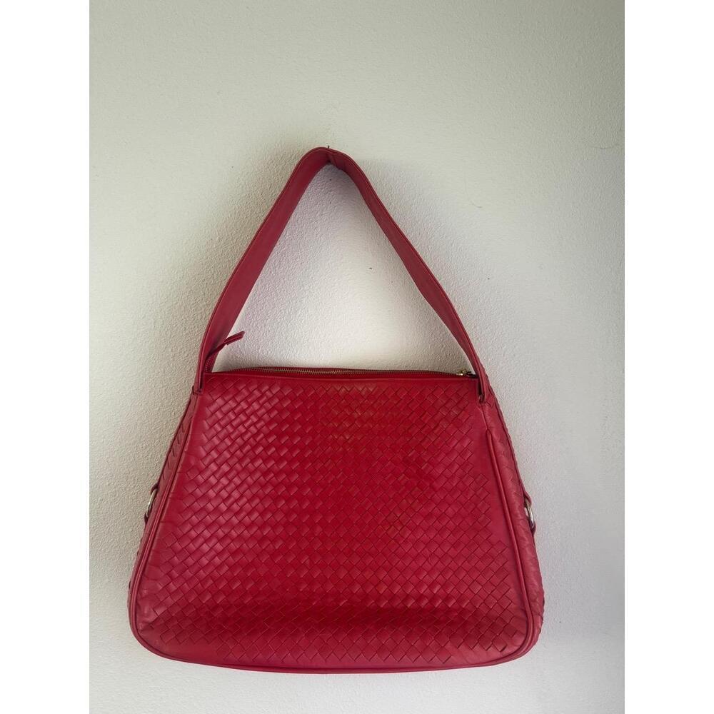 Boutique Leather Purse Red Woven Shoulder Bag Intricate Weaving Tassel Accent - Picture 6 of 7